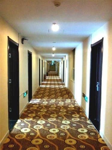 Super 8 Hotel Jinan Eksteriør billede